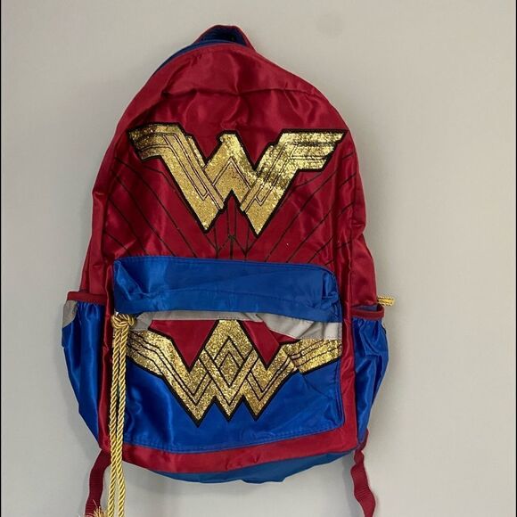 Wonder woman red blue and gold backpack two zip two side pocket - Picture 1 of 5